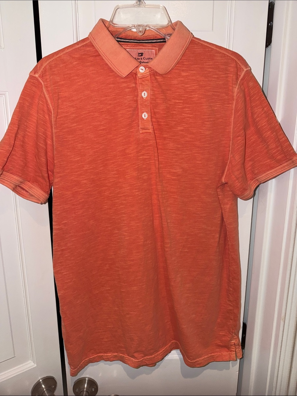 Short-Sleeve Orange Polo with Subtle Slub Texture